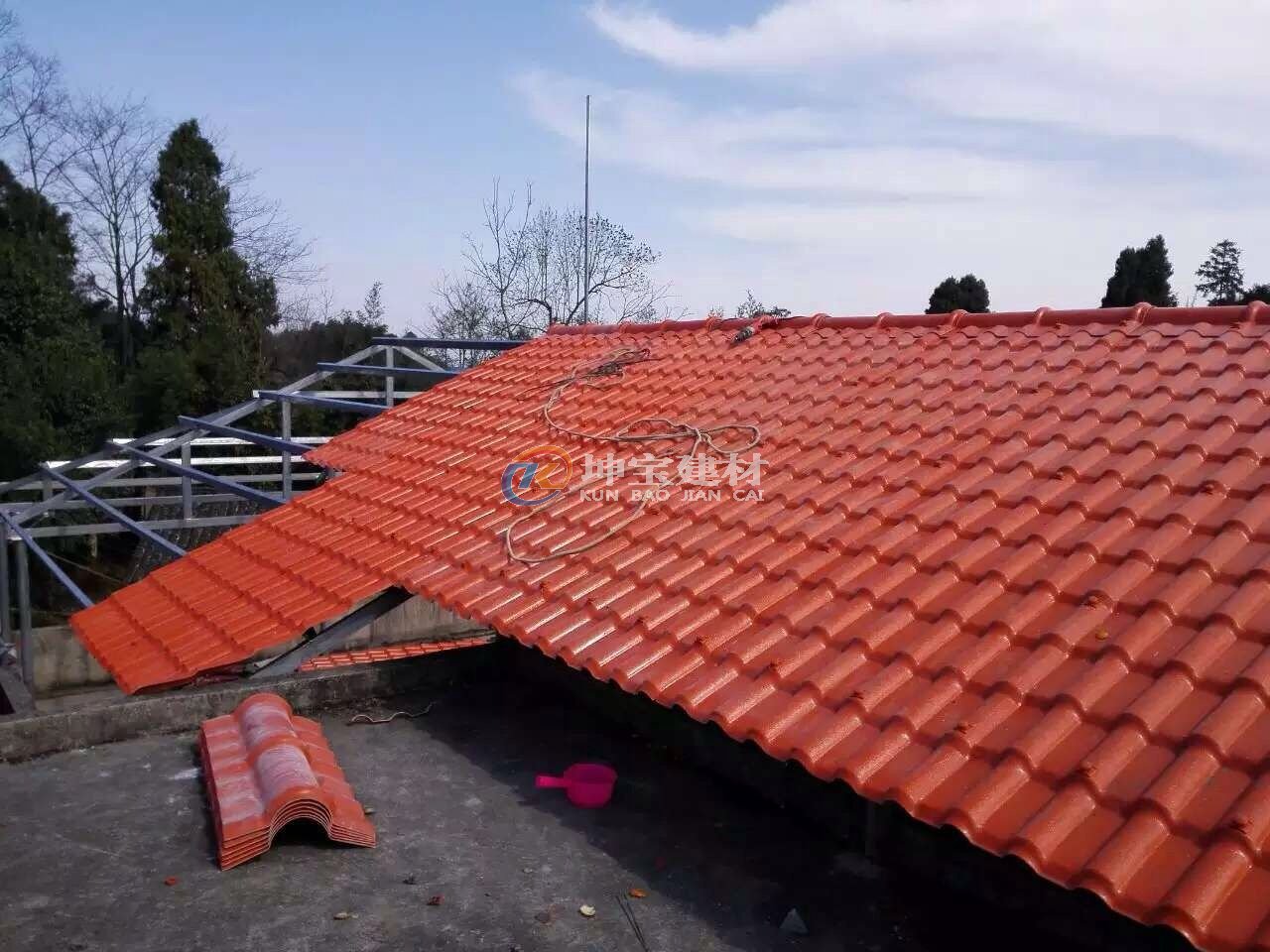 合成樹(shù)脂瓦色彩持久